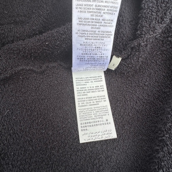 Gucci Black & Multicolor Floral Embroidered Cotton Zip-Up Hoodie - Picture 12 of 14